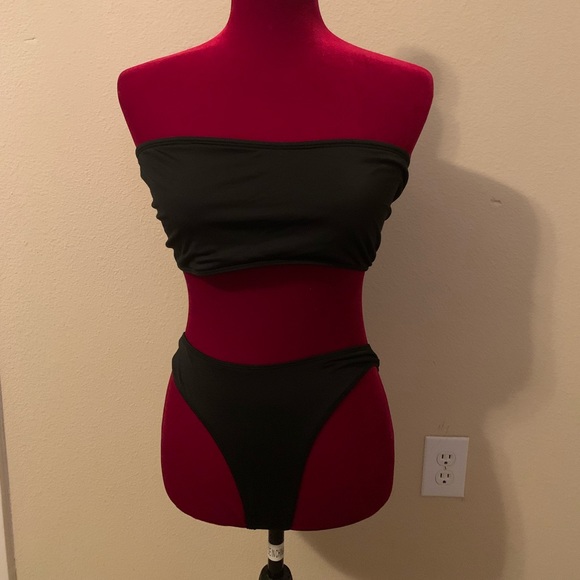 3 piece bikini - Picture 2 of 5